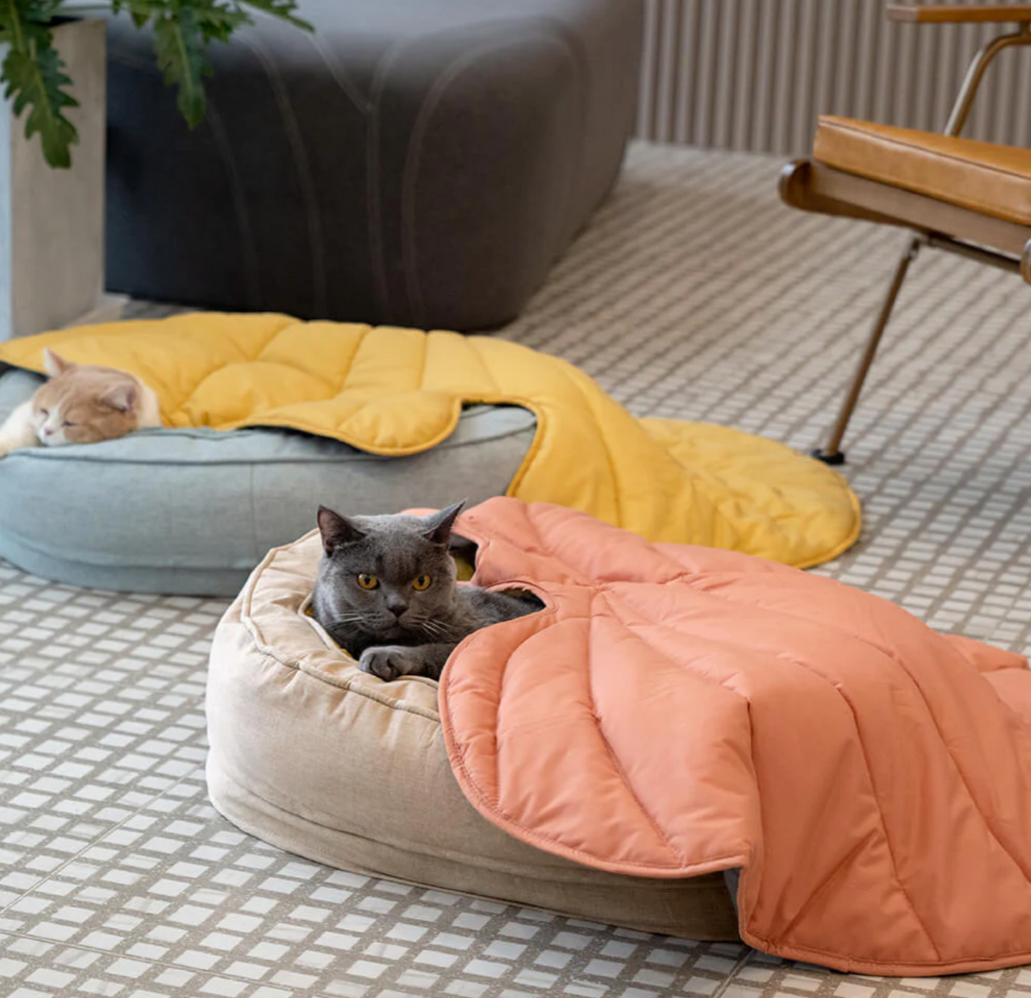 Leaf Shape Dog Blanket